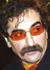 در اين برنامه علاوه براجراي ناظري، حافظ و سياوش ناظري با سه تار و دف به اجراي برنامه مي پردازند.